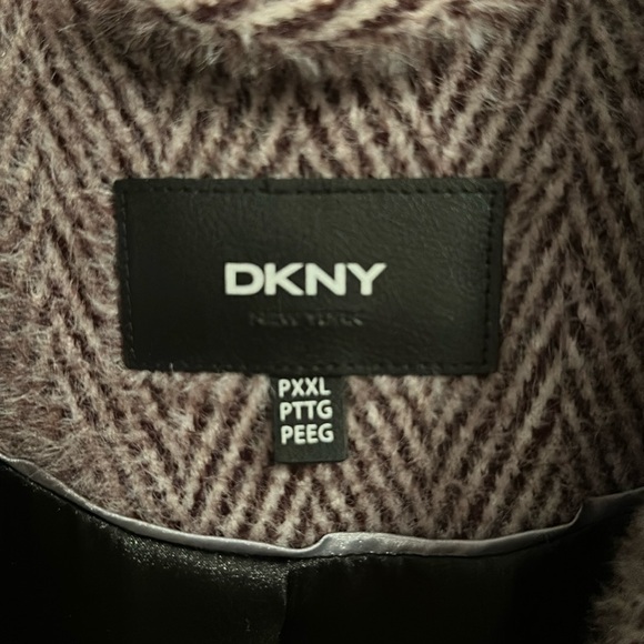 DKNY Women's Herringbone Soft-Touch Walker Coat, Created for Macy’s, Size XXL - Picture 13 of 16